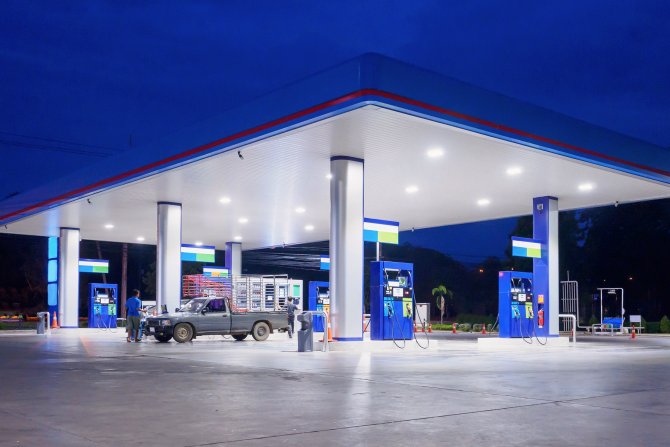 gas-station-night-time.jpg