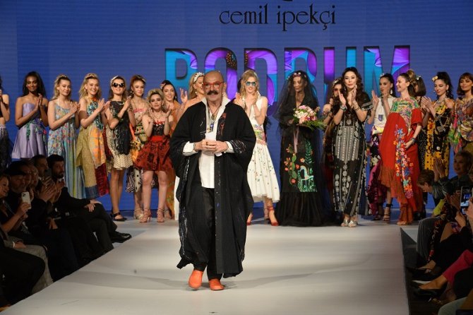 cemil-ipekci-defile-6.jpg